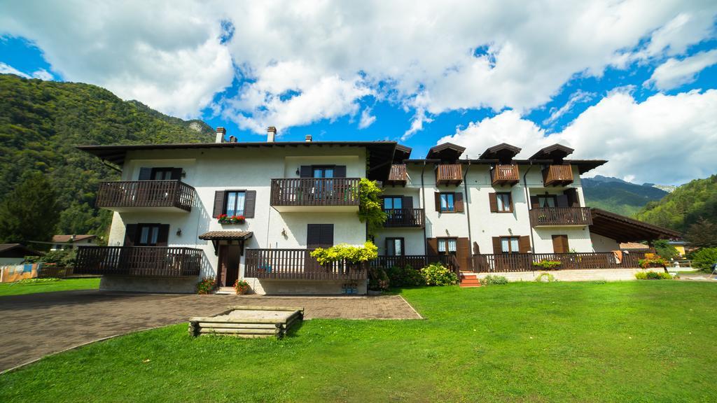 Casa Enrico Apartment Pieve Di Ledro Cameră foto